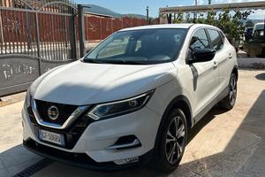 Nissan Qashqai 1.3 DIG-T 140 CV N-Connecta