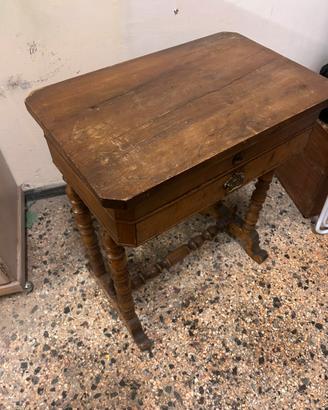 Tavolino da lavoro