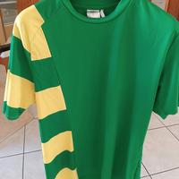 maglia sportiva Adidas 