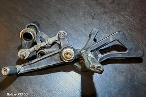 Ktm Duke 690 R my 17 pedana sinistra e leva cambio