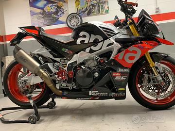 Aprilia tuono v4 factory