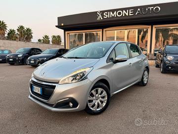 Peugeot 208 1.4 HDi 68 CV 5 porte Allure