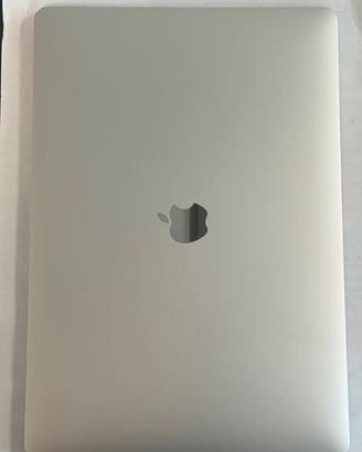 MACBOOK PRO 15”