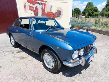 Alfa Romeo GT 2000 Veloce del 1973