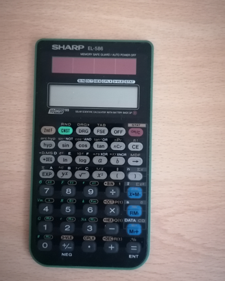 Calcolatrice scientifica SHARP