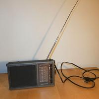 RADIO PORTATILE VINTAGE- anni 70'