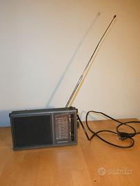 RADIO PORTATILE VINTAGE- anni 70'