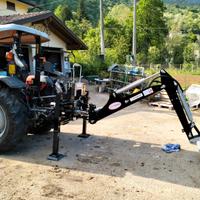 Retro escavtore per trattore