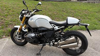 Bmw R Nine T op 719 anno  2023