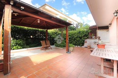 PORZIONE DI BIFAMILIARE A FRANCAVILLA AL MARE