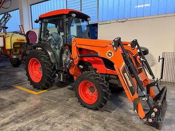 Kubota M8540