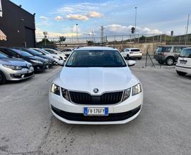 Skoda Octavia 1.6 TDI SCR 115 CV DSG Wagon Executi