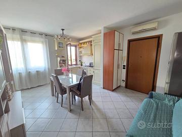Appartamento di 76 m² con 3 locali e box auto a Si