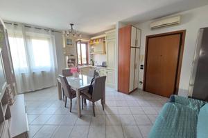 Appartamento di 76 m² con 3 locali e box auto a Si