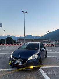 PEUGEOT 208 GTI