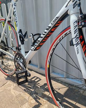 bici da corsa canyon xl