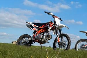 Pit Bike Kayo TT125 – 125cc 4T (Ruote 17/14)