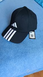 Adidas cappellino con visiera bianco nero