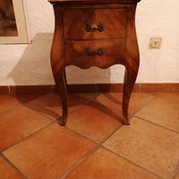 comodini in legno 
