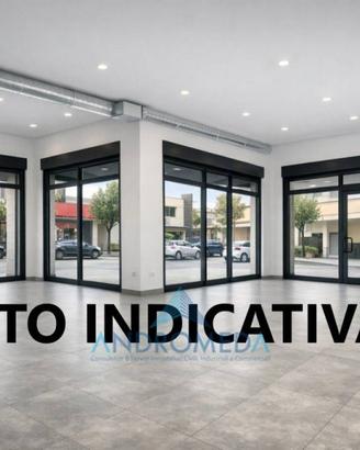 Immobile di 150 m² con più di 5 locali a Napoli
