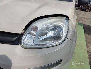 Proiettore sinistro FIAT PANDA del 2012