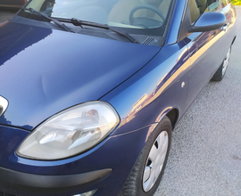 Lancia y come nuova