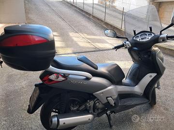 scooter XCity YAMAHA