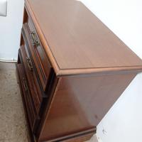 Coppia di comodini con 3 cassetti