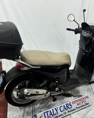 Scarabeo 200