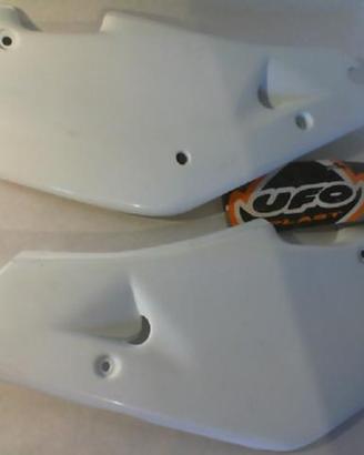 UFO HU03304041 FIANCATINE LATERALI HUSQVARNA CR 12