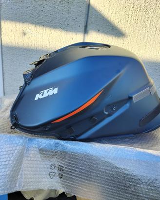 Serbatoio Ktm  1290 super duke r naked 2023