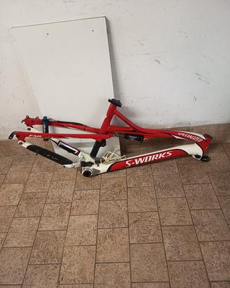 telaio carbonio MTB specialized 