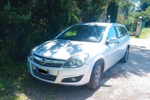 Opel Astra station wagon