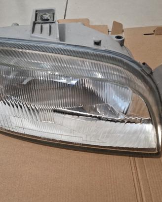 Faro destro per fiat punto 1^ serie 93-99