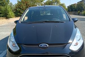 Auto Bmax anno 2014