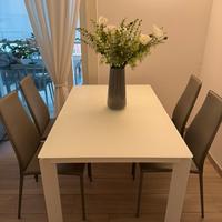 Tavolo Calligaris in cristallo bianco