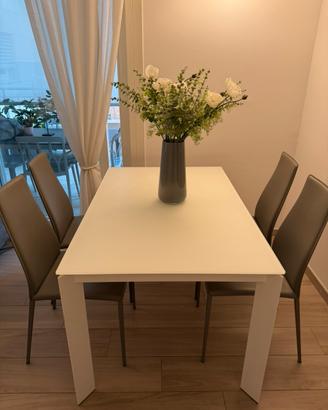 Tavolo Calligaris in cristallo bianco