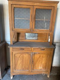 Credenza  vecchia