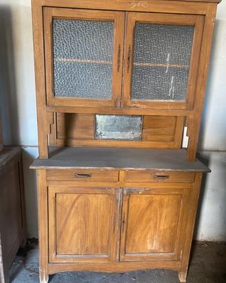 Credenza  vecchia