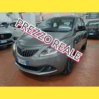 Lancia Ypsilon 1.0 hybrid Gold CARPLAY 4 vetri ele