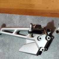 pedana sx Suzuki Gsr 600