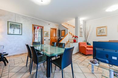 VILLETTA A SCHIERA CON BOX