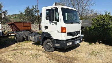 Nissan Atleon 35.15 - PATENTE B