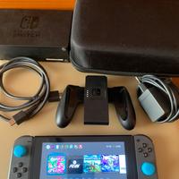 Nintendo Switch total black con accessori