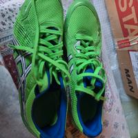 scarpe chiodate Asics