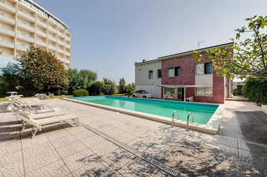 Bilocale in villa con piscina a Lido di Savio