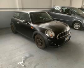 Mini Mini 1.6 16V One (55kW) testata da fare