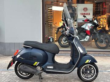 VESPA GTS 300 SUPER TECH 2024