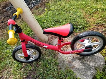 bicicletta senza pedali 
