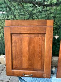 17 Ante cucina e 6 cassetti in legno